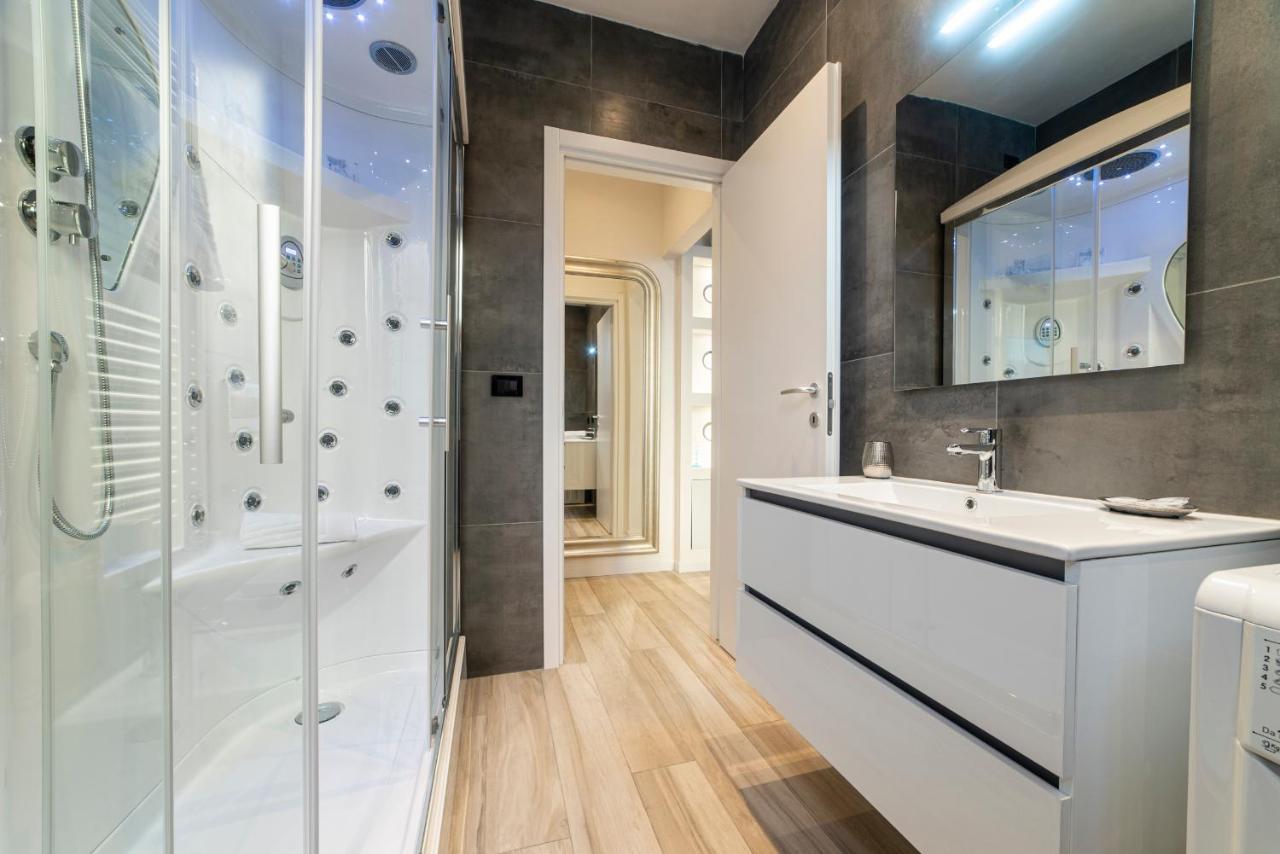 Fashion Apartment Silver Bologna Bagian luar foto