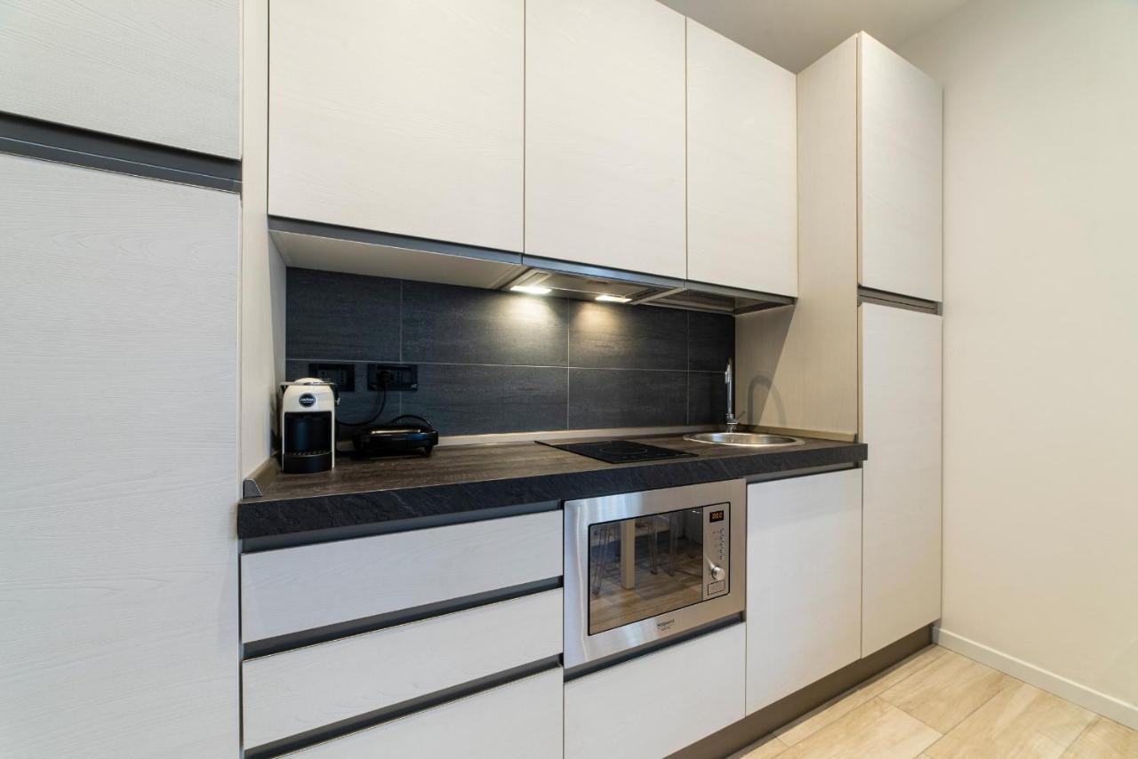Fashion Apartment Silver Bologna Bagian luar foto