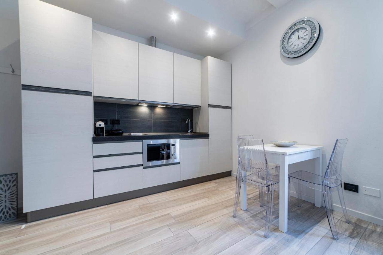 Fashion Apartment Silver Bologna Bagian luar foto