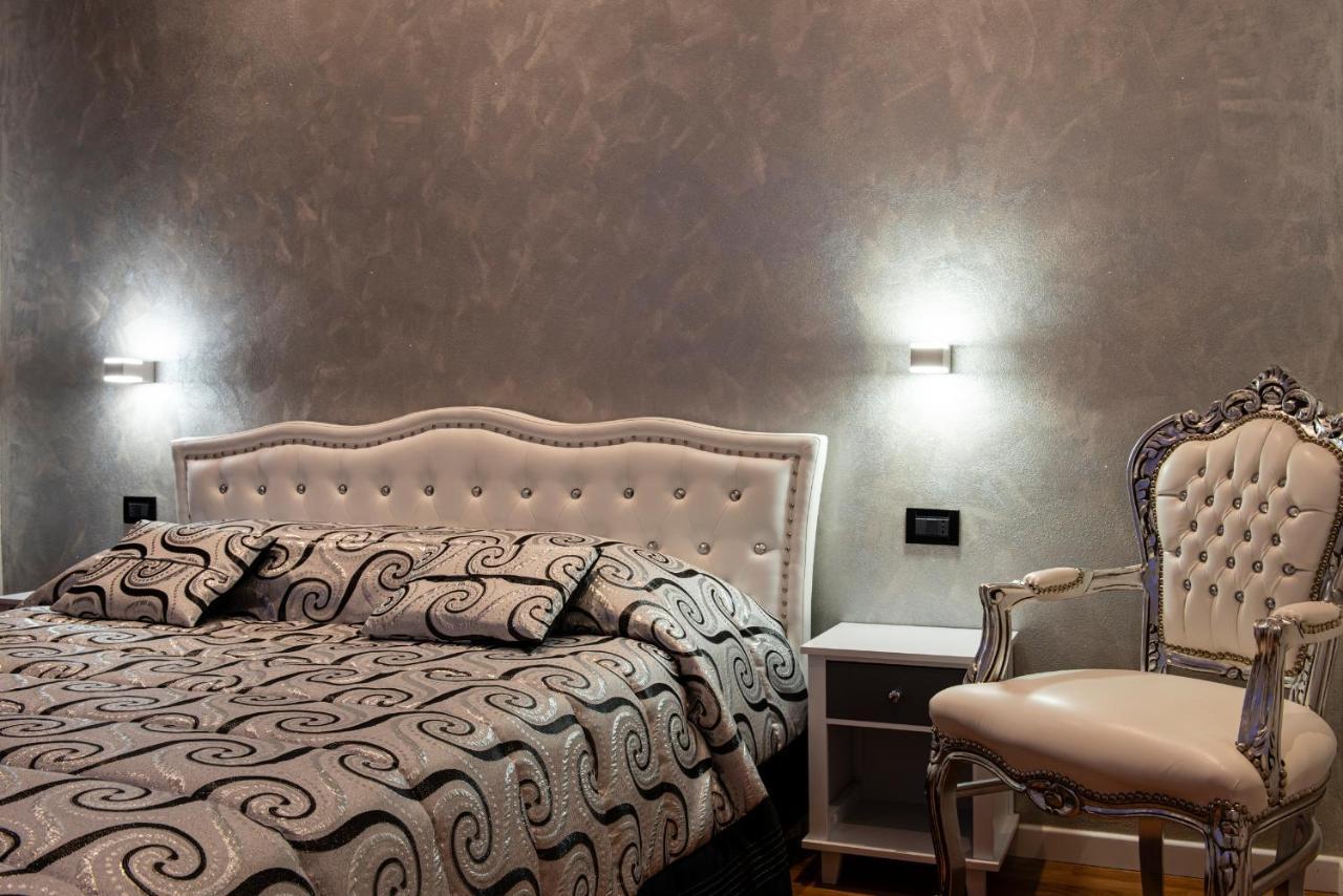 Fashion Apartment Silver Bologna Bagian luar foto