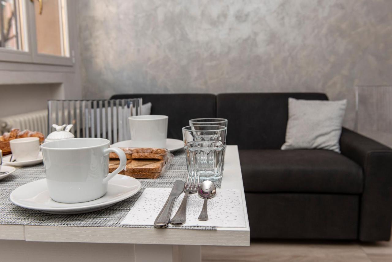 Fashion Apartment Silver Bologna Bagian luar foto