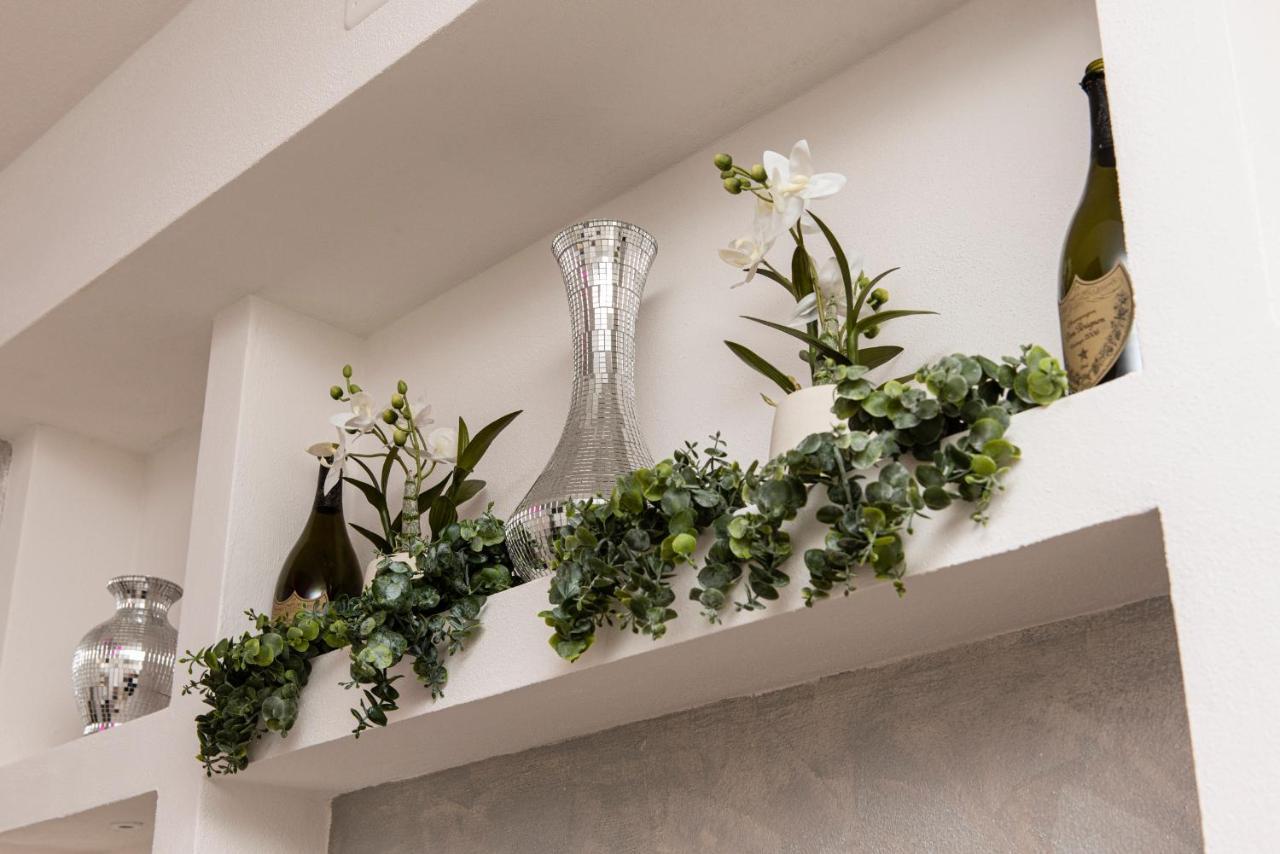 Fashion Apartment Silver Bologna Bagian luar foto